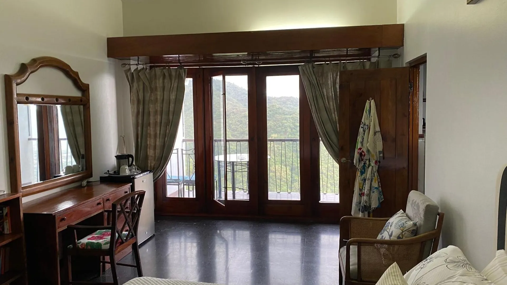 Tranquility Estate Bed & Breakfast Kingston Jamaica