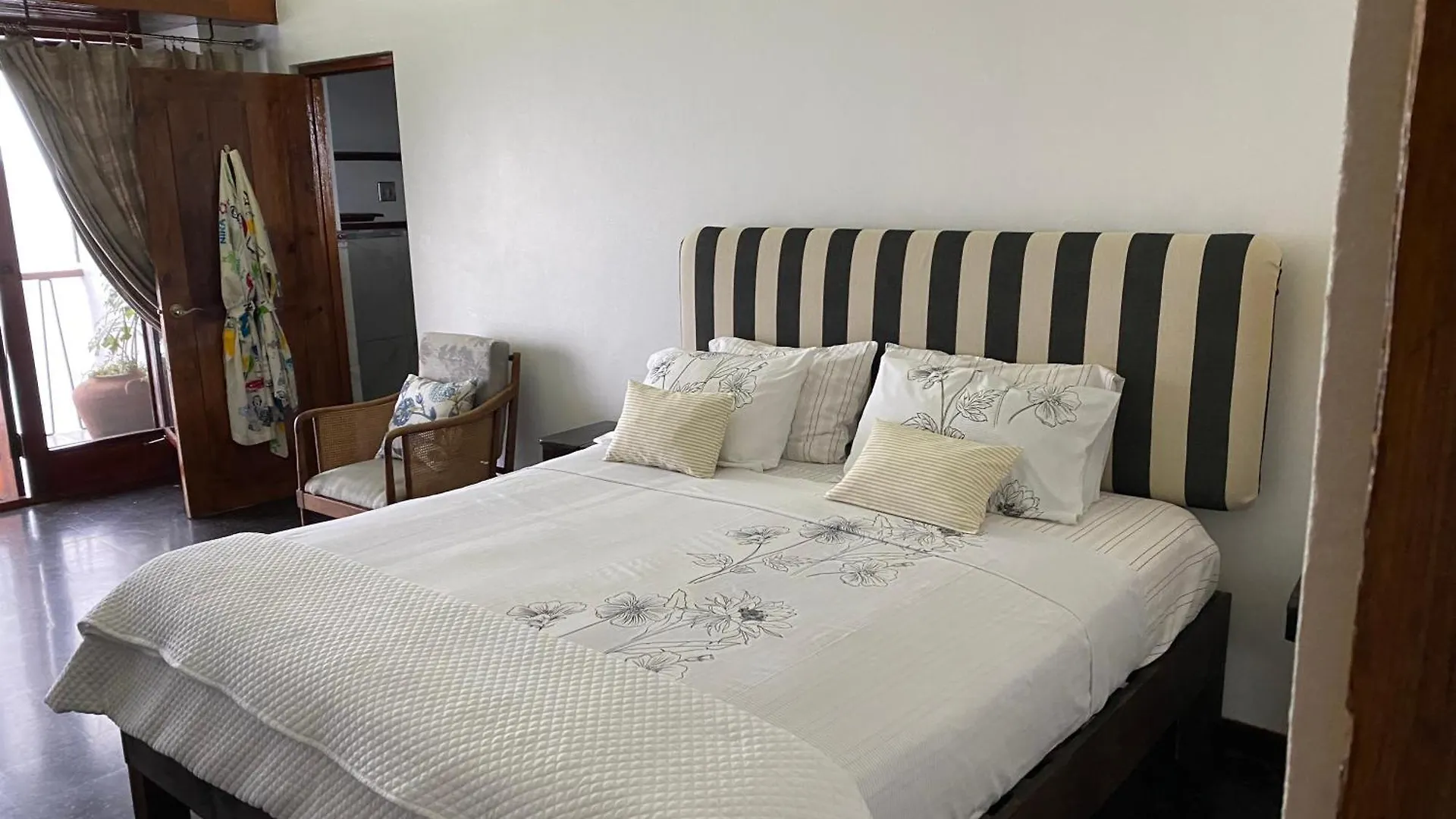**  Tranquility Estate Bed & Breakfast Kingston Jamaica