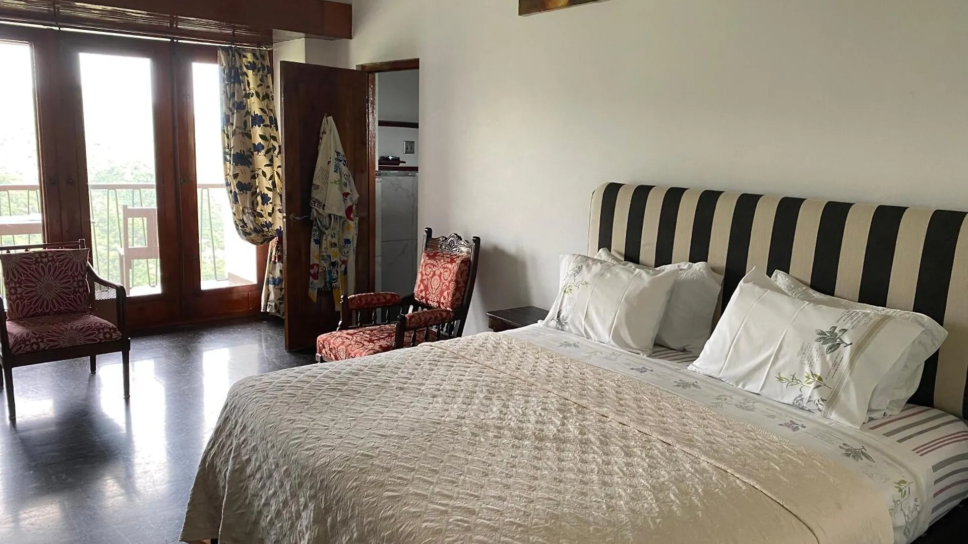 Tranquility Estate Bed & Breakfast Kingston